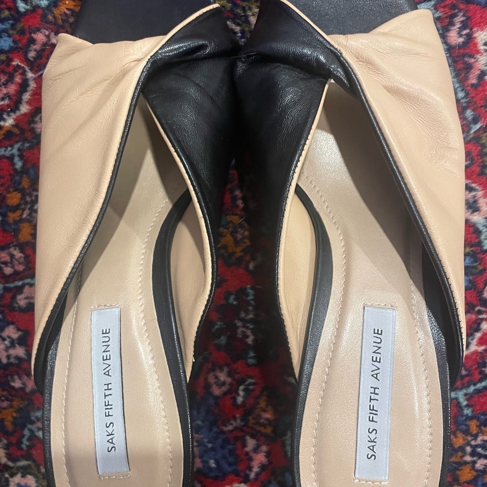 Saks fifth avenue 7.5 leather heels - Picture 2 of 5